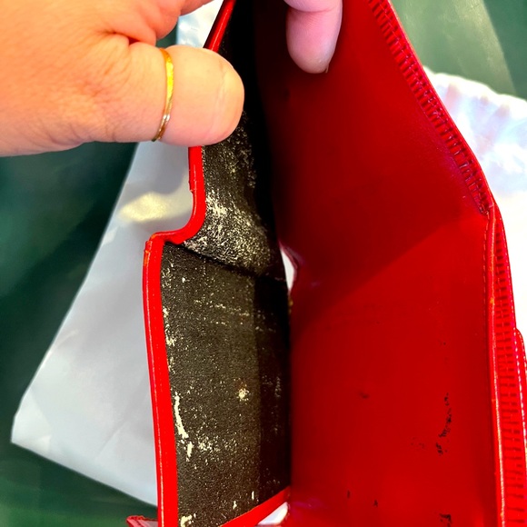 Authentic Louis Vuitton Epi leather red tri fold. - Picture 7 of 9